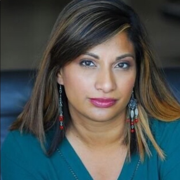 Meet your Posher, Shireen - Picture 1 of 1